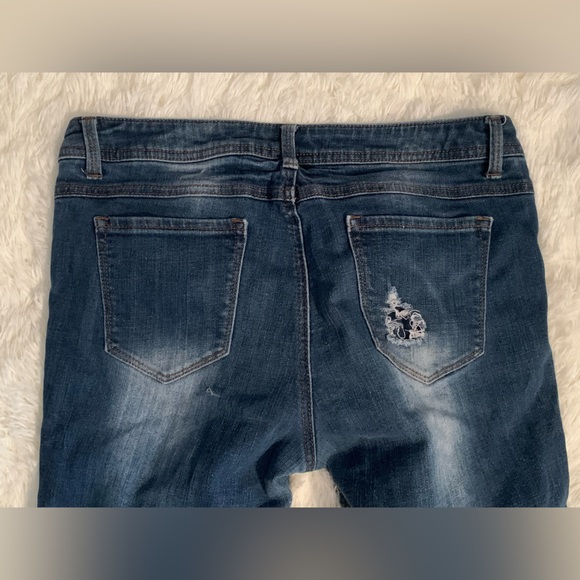 Wet Seal Size 11 Distressed Skinny Jeans - Picture 4 of 5